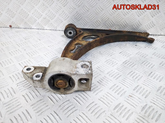 Рычаг передний правый VW Touran 2,0 BSX 1K0407153G