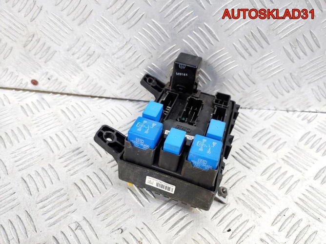 Блок предохранителей Hyundai Getz 911981C020