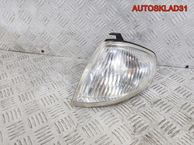 Указатель поворота левый белый Mazda 323 BJ Указатель поворота левый белый Mazda 323 BJ