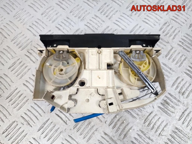 Блок управления отопителем VW Passat B5 1J0819045G