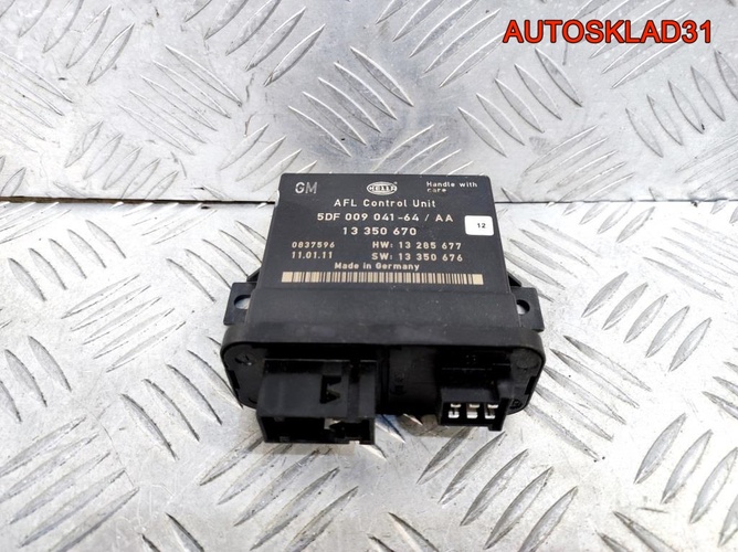 Блок управления светом Opel Astra J 13350670