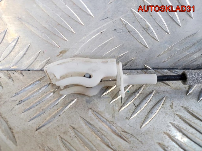 Трос открывания передней правой двери BMW E46