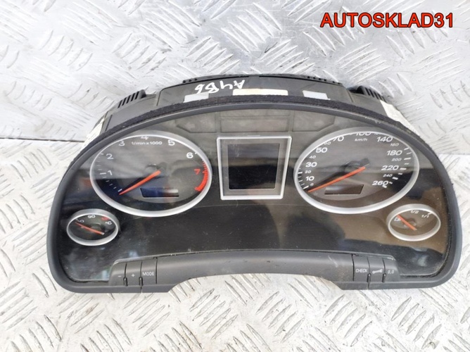 Панель приборов Audi A4 B6 8E0920900HX Бензин