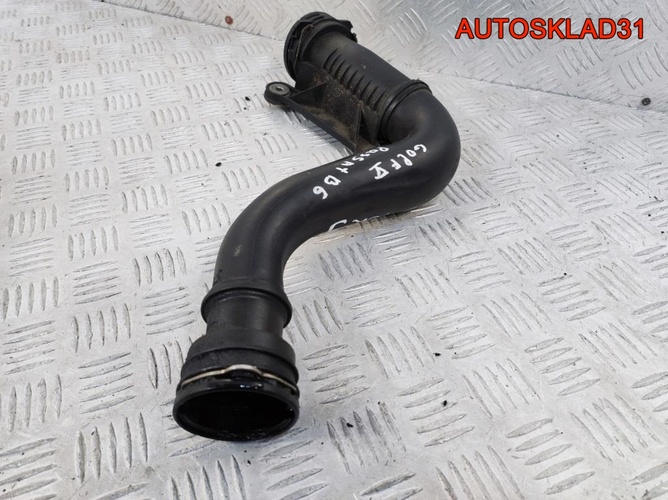Патрубок интеркулера VW Passat B6 1K0145762S