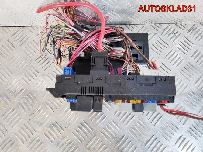 Блок предохранителей Mercedes Benz W211 2115453801