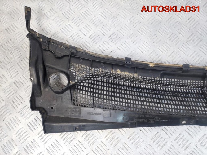 Решетка стеклоочистителя Chevrolet Evanda 96326208