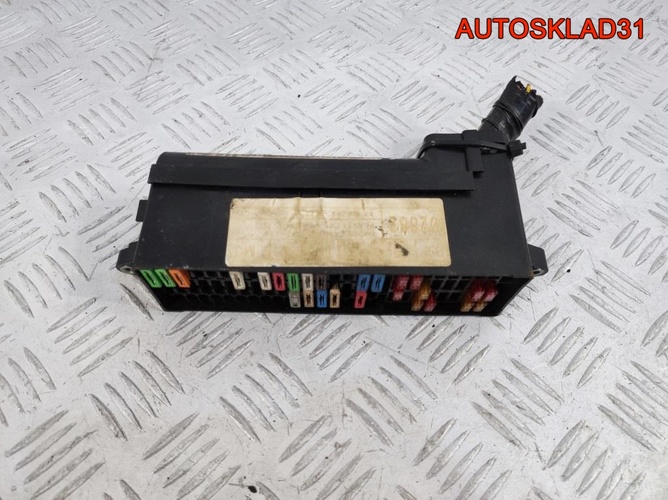 Блок предохранителей Seat Altea 3C0937049E