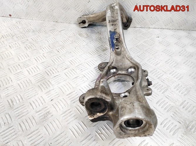 Кулак передний левый Audi A6 C6 4F0407241E