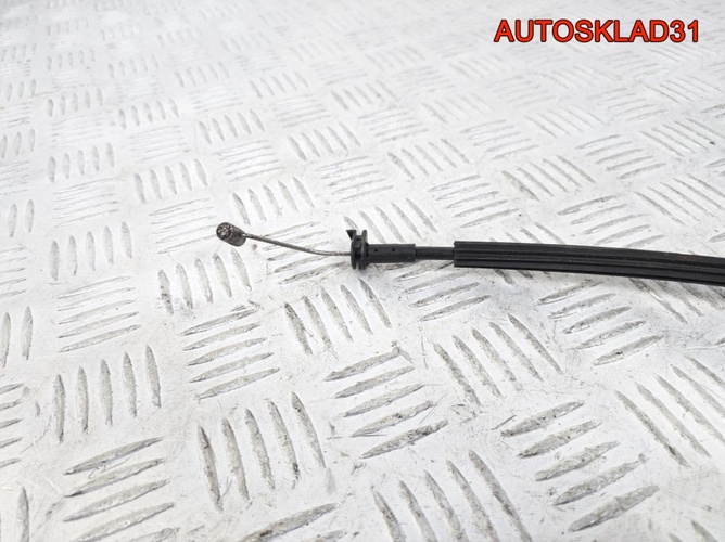 Трос открывания передней левой двери Ford Focus 2