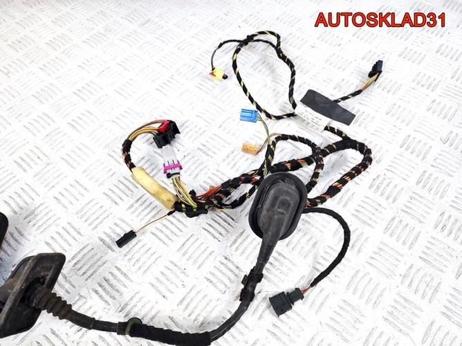 Проводка двери передней лево VW Golf 6 5K3971120BF