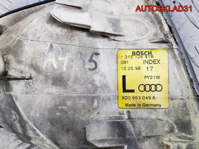 Указатель поворота левый Audi A4 B5 8D0953049A
