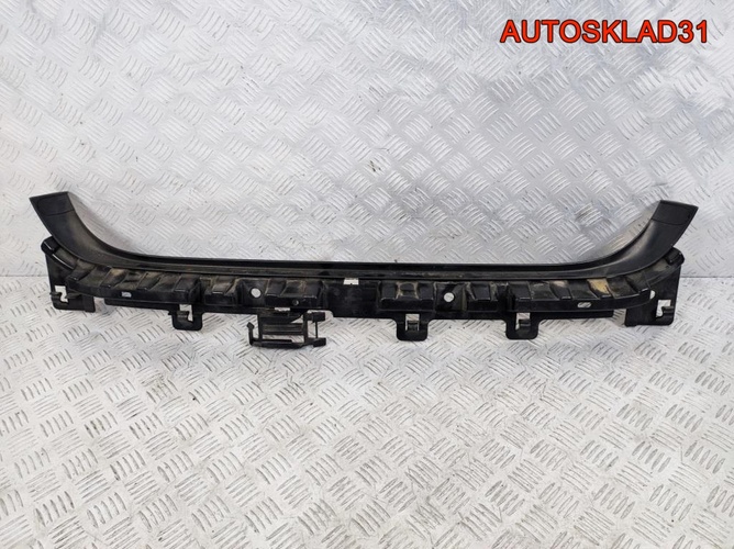 Направляющая заднего бампера BMW E90 51127058522