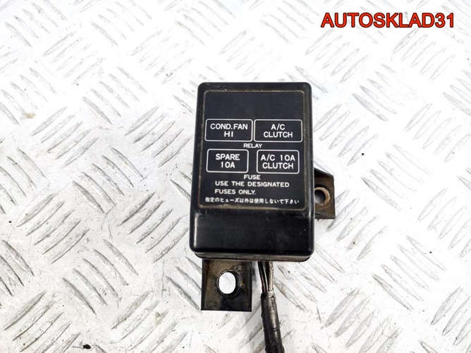 Реле Mitsubishi Carisma DA MB953382