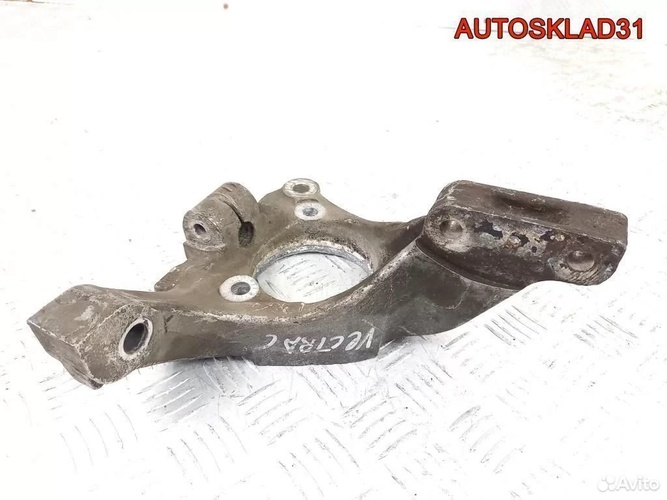 Кулак поворотный передний правый Opel Vectra C