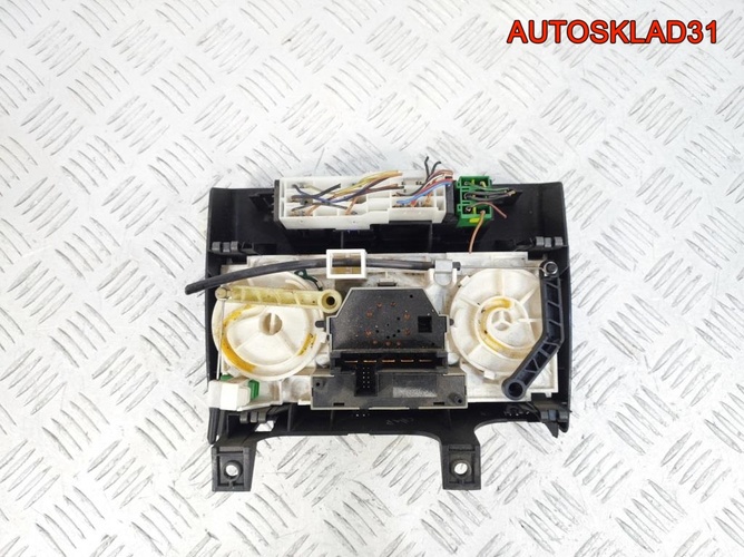 Блок управления отопителем Opel Zafira A 90559839