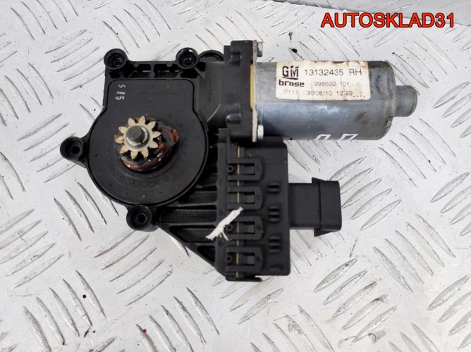 Моторчик стеклоподъемника Opel Zafira B 13132435