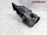 Корпус воздушного фильтра Mercedes W203 2710900901 (Изображение 9)