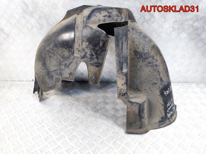 Локер задний правый Audi A6 C5 4B0810172D Combi