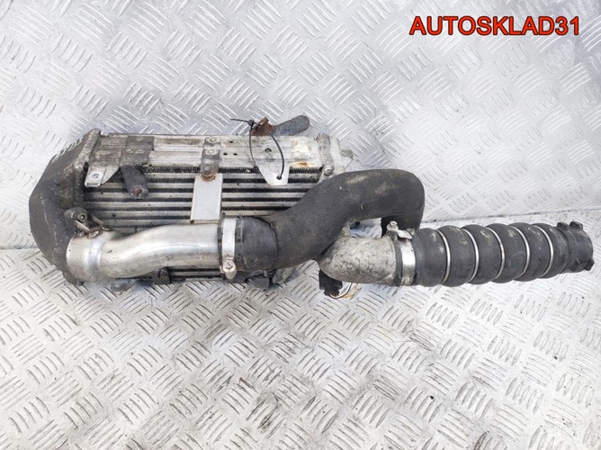 Интеркулер Audi A8 D3 4E0145805D Дизель