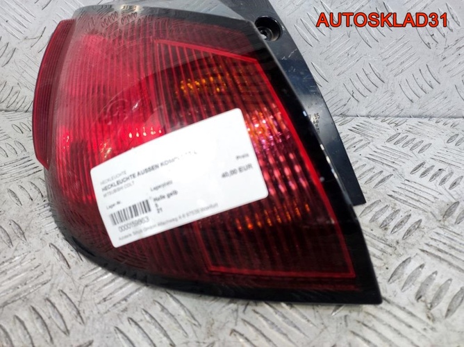 Фонарь задний левый Mitsubishi Colt MR957365