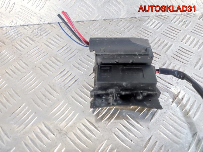 Блок управления вентилятором Opel Vectra C 1379151