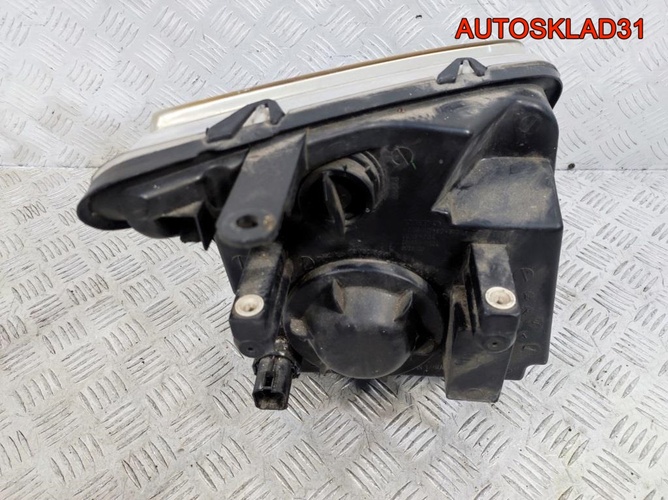 Фара левая Ford Transit Connect 084311165L