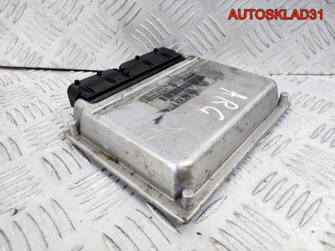 Блок ЭБУ VW Passat B5 1,8 ARG 8D0906018R Бензин