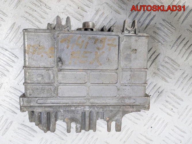 Блок ЭБУ VW Golf 3 1,4 AEX 030906027K Бензин