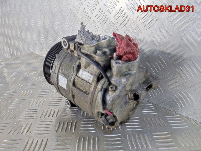 Компрессор кондиционера Mercedes W203 A0012305611