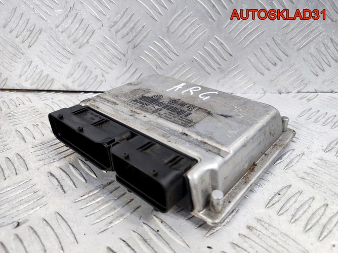 Блок ЭБУ VW Passat B5 1,8 ARG 8D0906018R Бензин