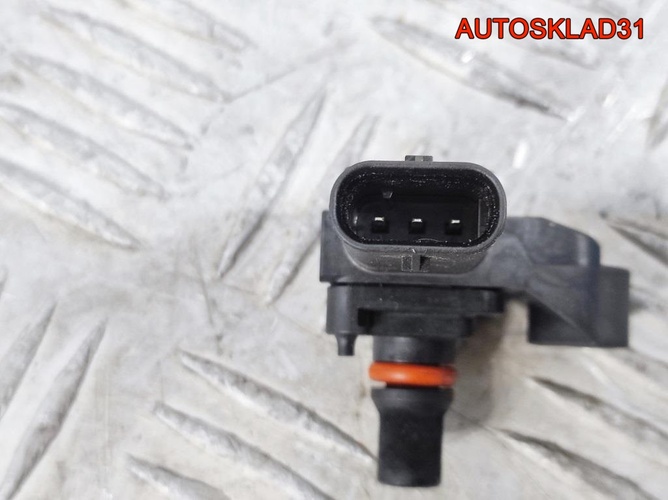 Датчик давления воздуха BMW F30 В47D20A 8637896