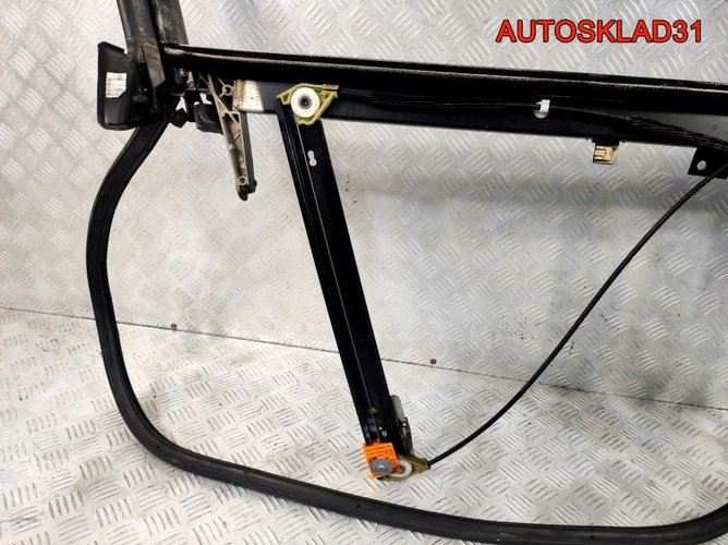 Рамка двери передней правой Audi A4 B6 8E0837462A