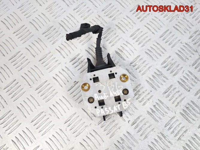 Датчик ускорения Volkswagen Passat B5 4B0907637A