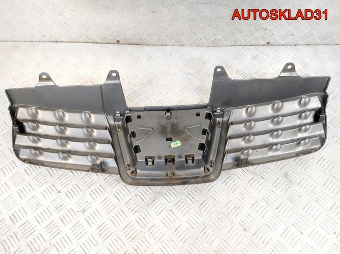 Решетка радиатора Nissan Qashqai J1 62310JD00B