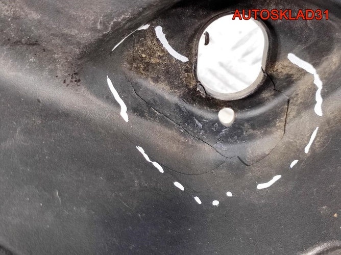 Решетка стеклоочистителя Nissan Qashqai 66862JD900 Решетка стеклоочистителя Nissan Qashqai 66862JD900