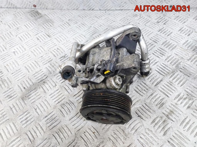 Компрессор кондиционера Subaru Forester 73111SC001