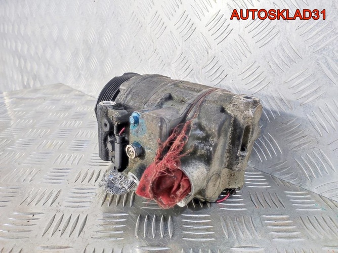 Компрессор кондиционера Mercedes W203 A0012305611