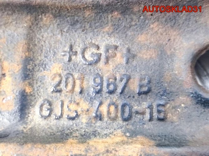 Рычаг передний правый VW Touran 2,0 BSX 1K0407153G