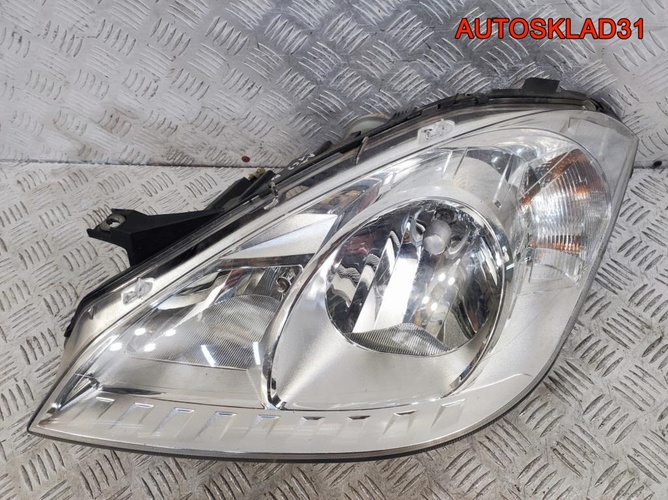 Фара левая Mercedes-Benz W169 A1698205761