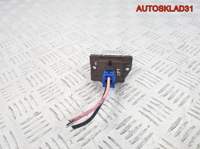 Резистор отопителя Kia Ceed 972354D000 Резистор отопителя Kia Ceed 972354D000
