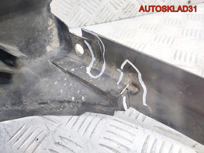 Диффузор вентилятора BMW E38 17111702893 Бензин