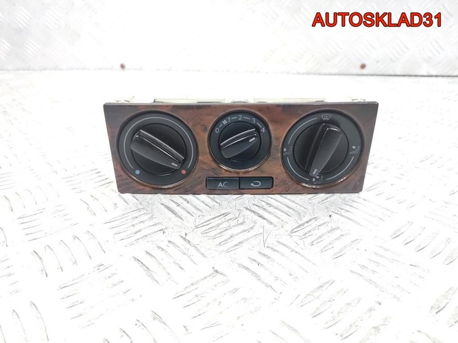 Блок управления отопителем VW Passat B5 1J0820045C