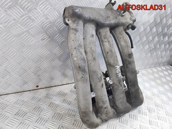 Коллектор впускной VW Golf 4 1.8 AGN 06A133223G