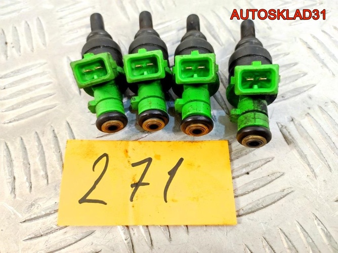 Форсунка инжекторная Mercedes W203 A2710780549