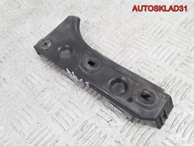 Направляющая переднего бампера правая Ауди А6 Ц 5 - АвтоСклад31.рф - авторазборка контрактные б/у запчасти в г. Белгород