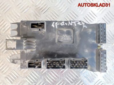 Блок предохранителей Mercedes Sprinter A9015400150 - АвтоСклад31.рф - авторазборка контрактные б/у запчасти в г. Белгород