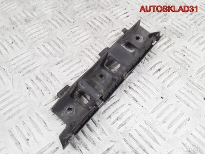 Направляющая переднего бампера левая VW Passat B6 - АвтоСклад31.рф - авторазборка контрактные б/у запчасти в г. Белгород