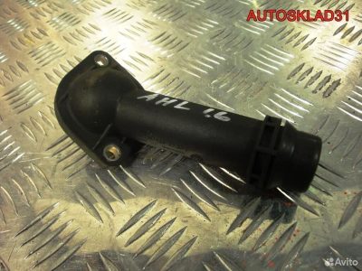 Фланец системы охлаждения VW Passat B5+ 038121121B - АвтоСклад31.рф - авторазборка контрактные б/у запчасти в г. Белгород