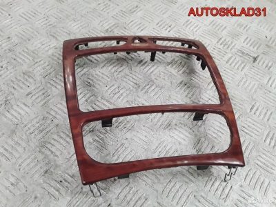 Накладка декоративная Mercedes W203 A2036802539 - АвтоСклад31.рф - авторазборка контрактные б/у запчасти в г. Белгород