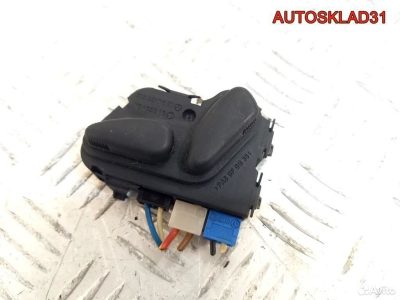 Кнопка регулировки сиденья Mercedes Benz W211 - АвтоСклад31.рф - авторазборка контрактные б/у запчасти в г. Белгород